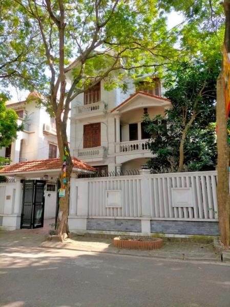 Bán nhà Bắc Linh Đàm - diện tích 260m2 4 tầng - Biệt thự đơn lập - giá 78 tỷ