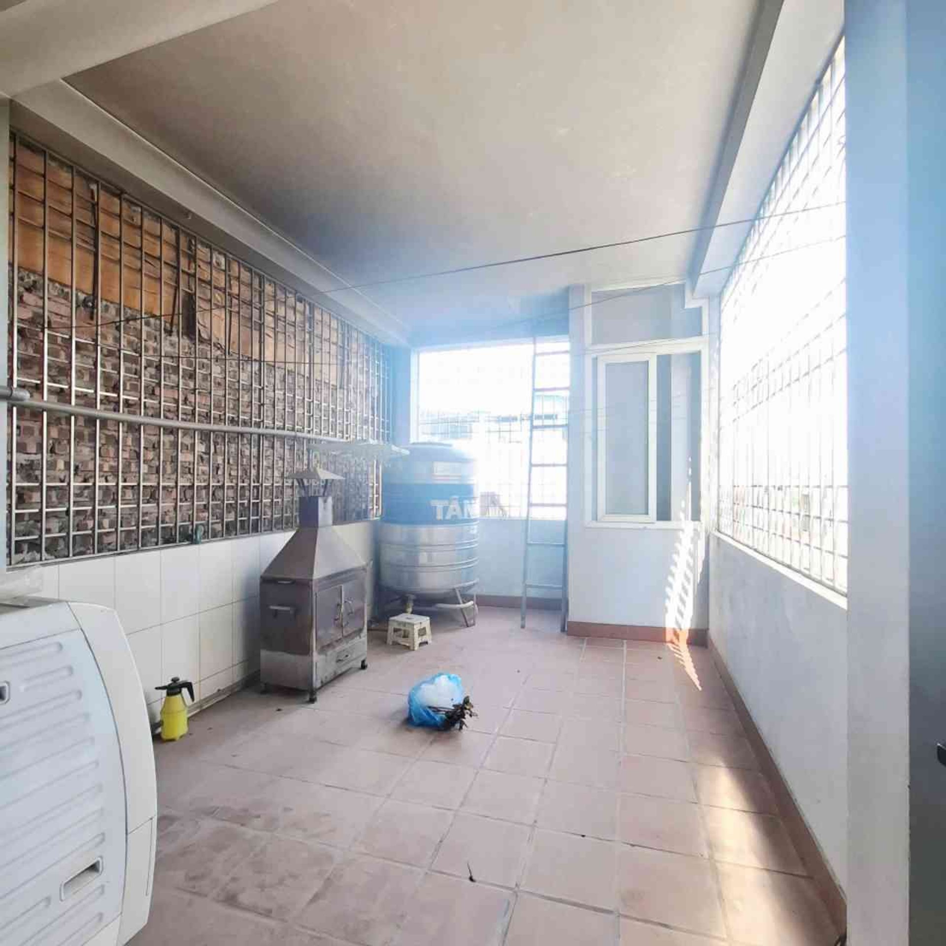 Bán nhà Nam Dư - diện tích 40m2 6 tầng - Phân lô ô tô - giá 13,4 tỷ