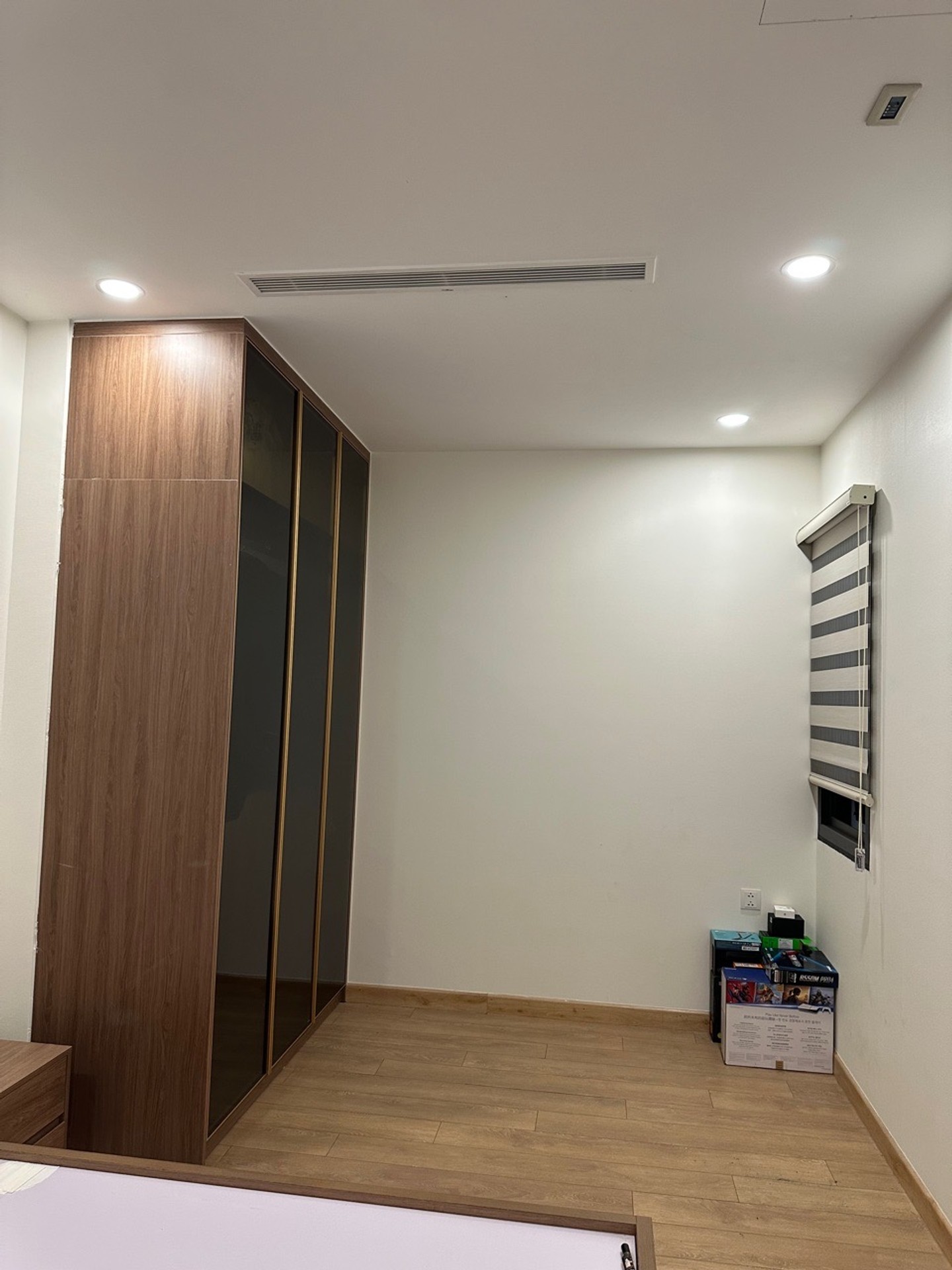 Bán nhà Minh Khai - diện tích 77m2 11 tầng - Căn hộ chung cư cao cấp - giá 10,3 tỷ