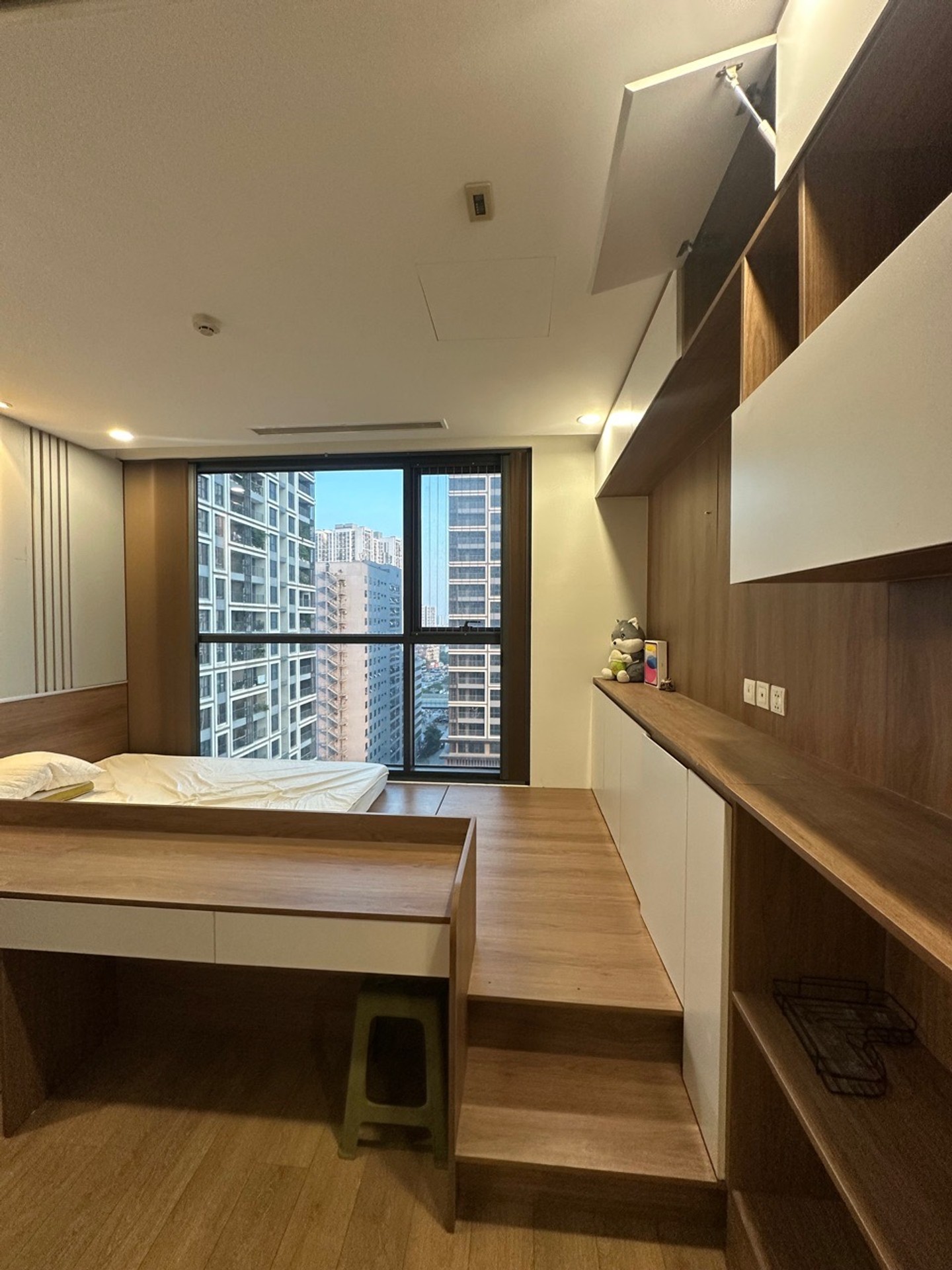 Bán nhà Minh Khai - diện tích 77m2 11 tầng - Căn hộ chung cư cao cấp - giá 10,3 tỷ