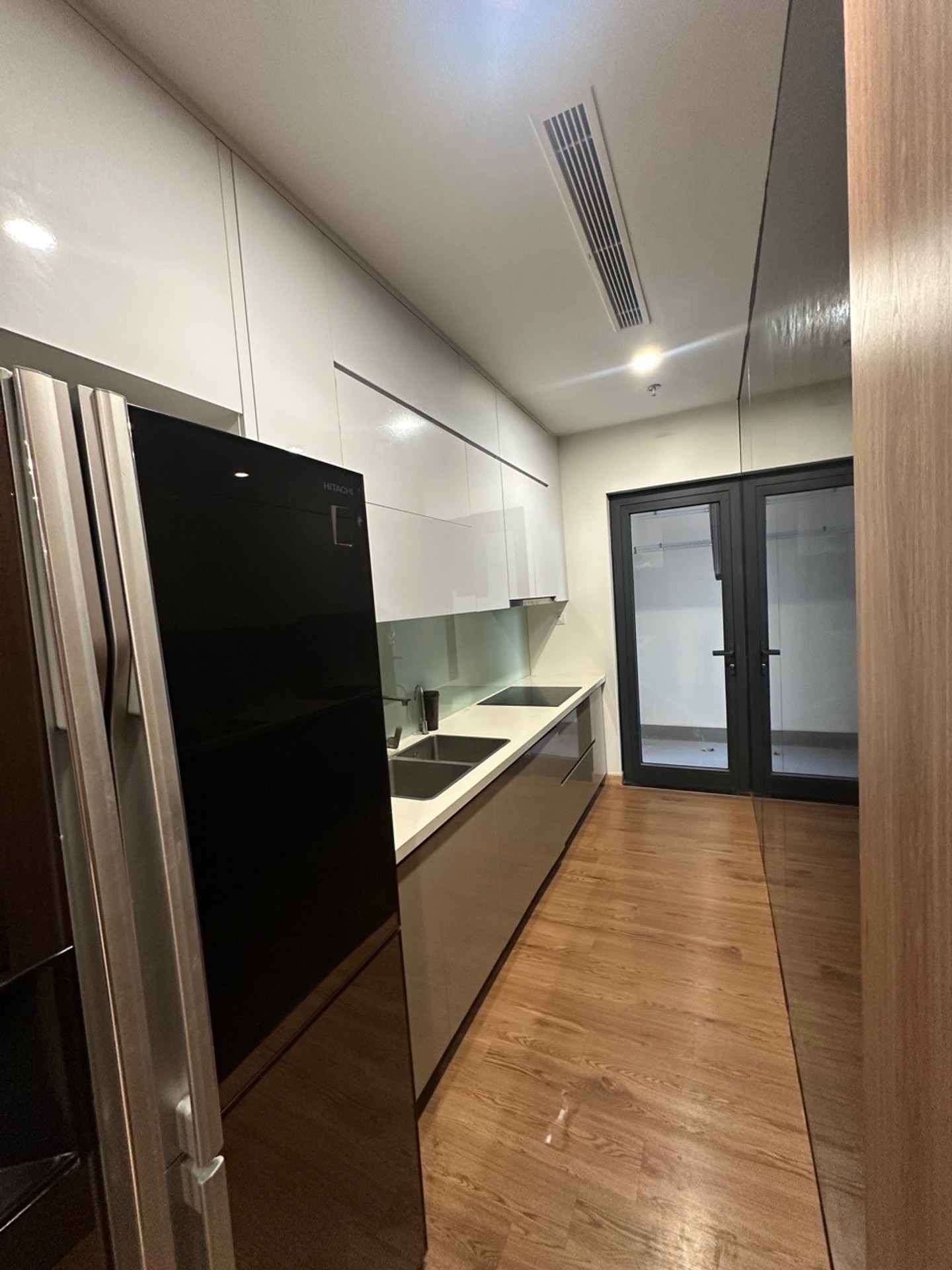 Bán nhà Minh Khai - diện tích 77m2 11 tầng - Căn hộ chung cư cao cấp - giá 10,3 tỷ