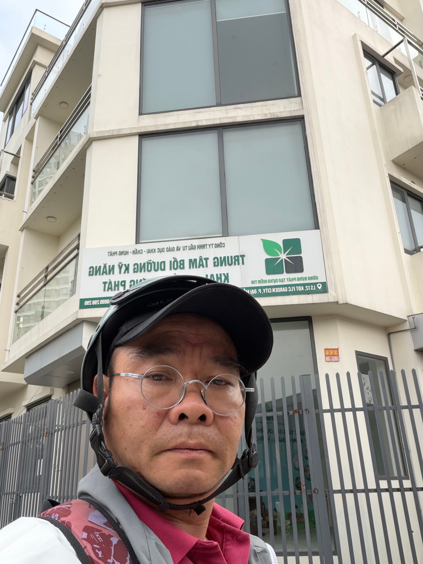 Bán nhà Ngõ 2 ô tô tránh - diện tích 100m2 5 tầng - Lô góc 2 mặt thoáng - giá 25 tỷ