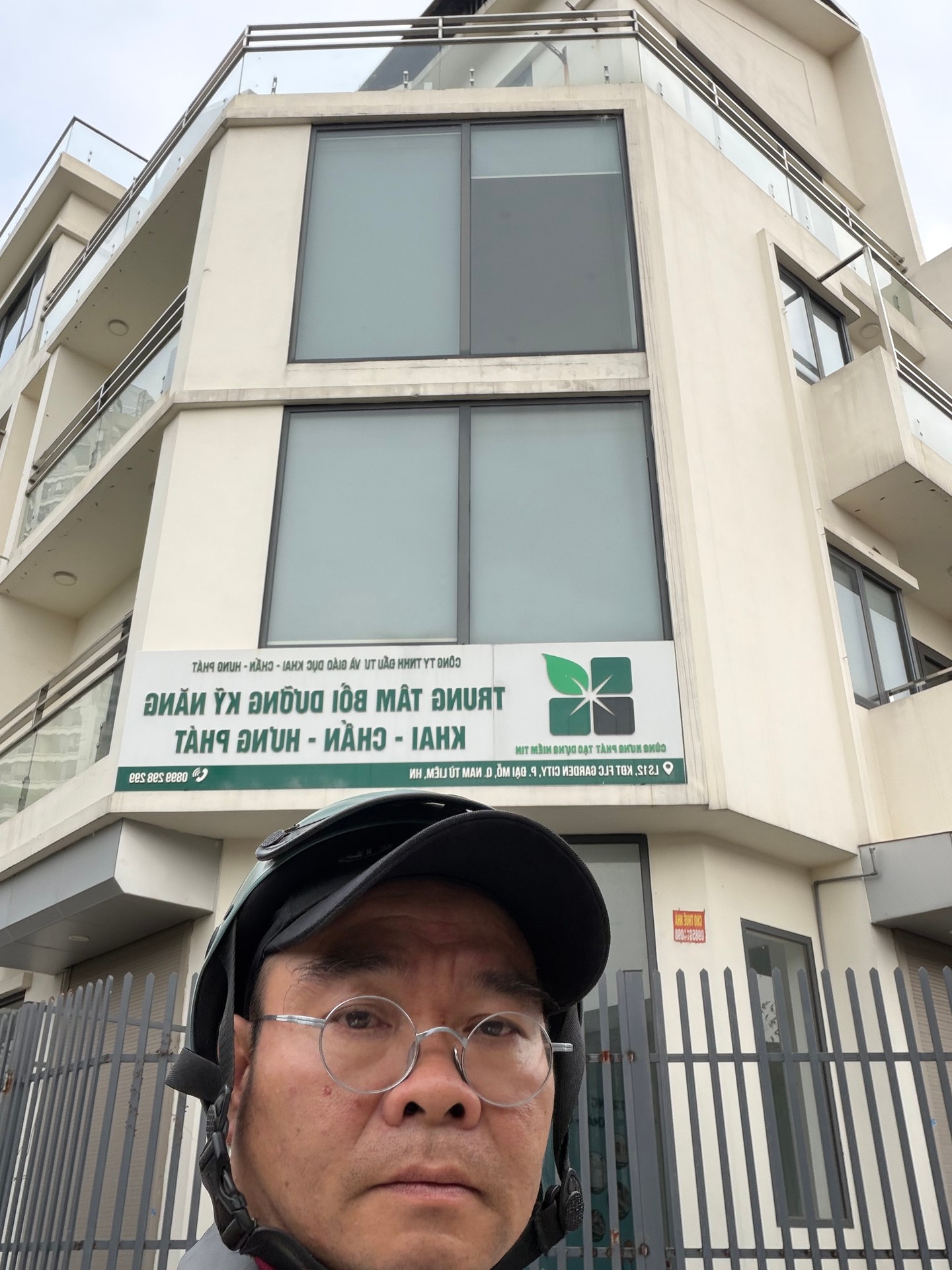 Bán nhà Ngõ 2 ô tô tránh - diện tích 100m2 5 tầng - Lô góc 2 mặt thoáng - giá 25 tỷ