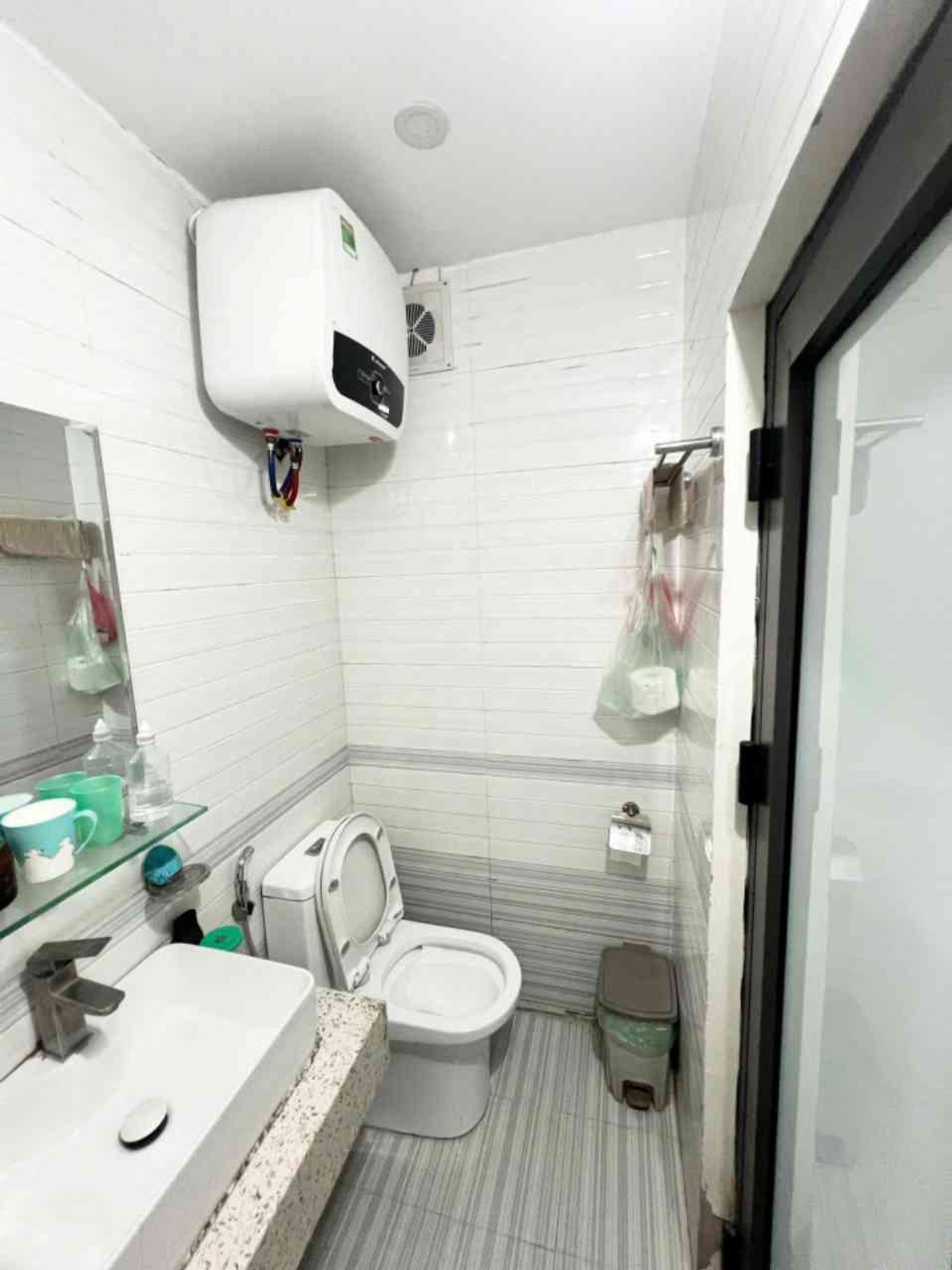 Bán nhà Hoàng Mai - diện tích 40m2 6 tầng - ô tô đỗ cửa - giá 11 tỷ
