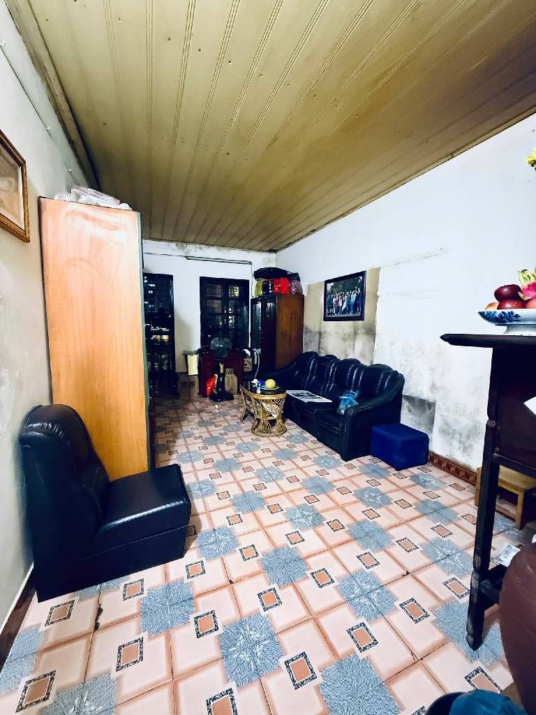 Bán nhà Hồ Đắc Di - diện tích 54.2m2 3 tầng - HIẾM NHÀ MẶT PHỐ, ĐỐI DIỆN HỒ - giá 32 tỷ