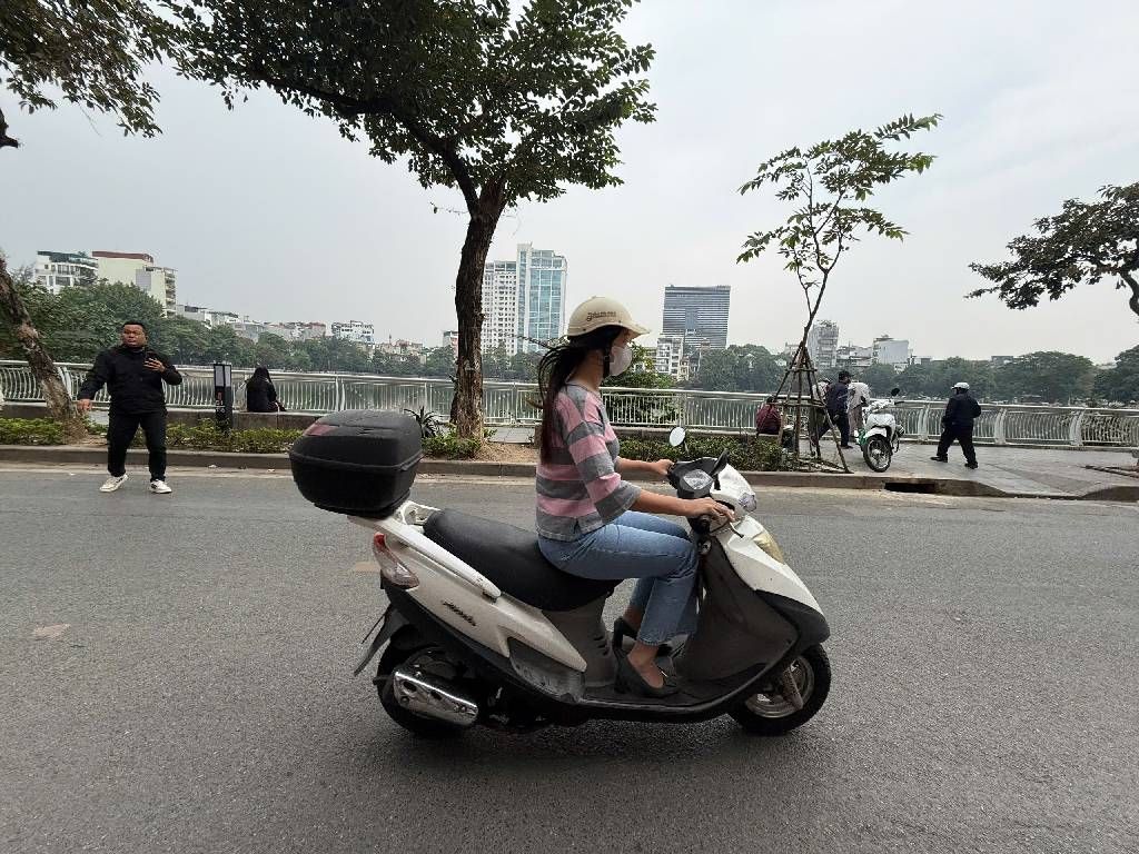 Bán nhà Hồ Đắc Di - diện tích 54.2m2 3 tầng - HIẾM NHÀ MẶT PHỐ, ĐỐI DIỆN HỒ - giá 32 tỷ