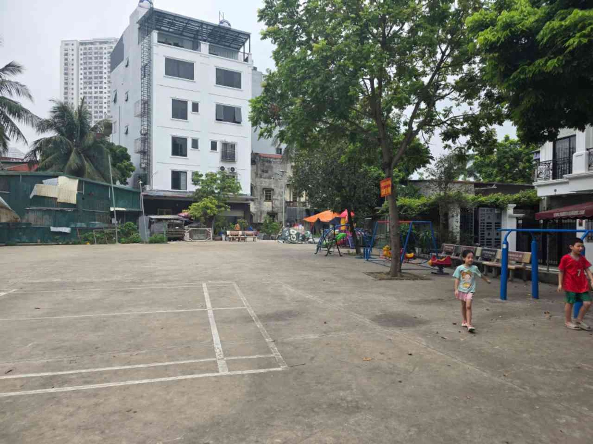 Bán nhà Hoàng Liệt - diện tích 50m2 2 tầng - Ô TÔ ĐỖ CỬA - giá 12,5 tỷ