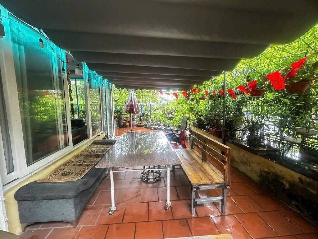 Bán nhà Đền Lừ - diện tích 250m2 1 tầng - Căn góc 3 thoáng - giá 9,3 tỷ
