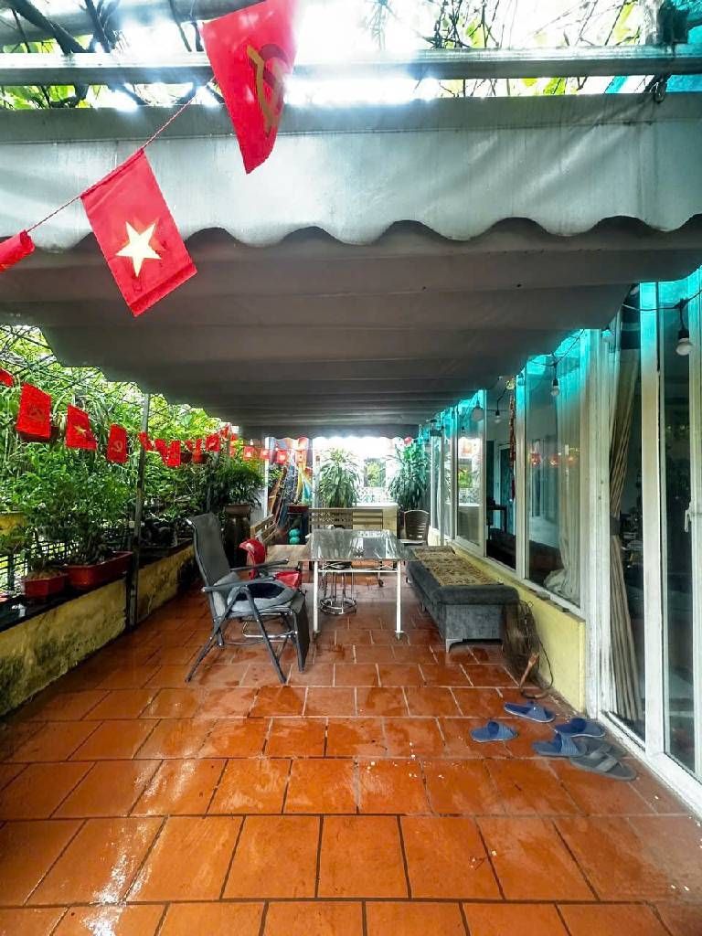 Bán nhà Đền Lừ - diện tích 250m2 1 tầng - Căn góc 3 thoáng - giá 9,3 tỷ