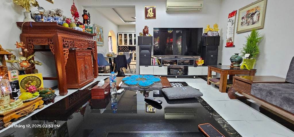 Bán nhà Đền Lừ - diện tích 250m2 1 tầng - Căn góc 3 thoáng - giá 9,3 tỷ