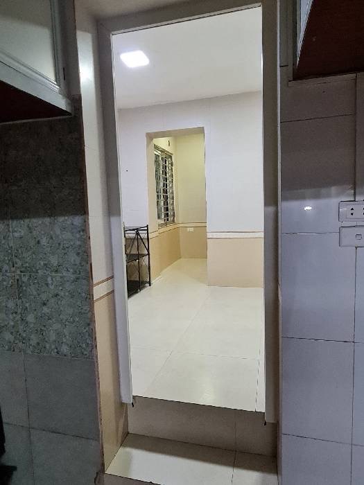 Bán nhà Giải Phóng - diện tích 35m2 3 tầng - Gara ô tô, ngõ thông - giá 4,1 tỷ