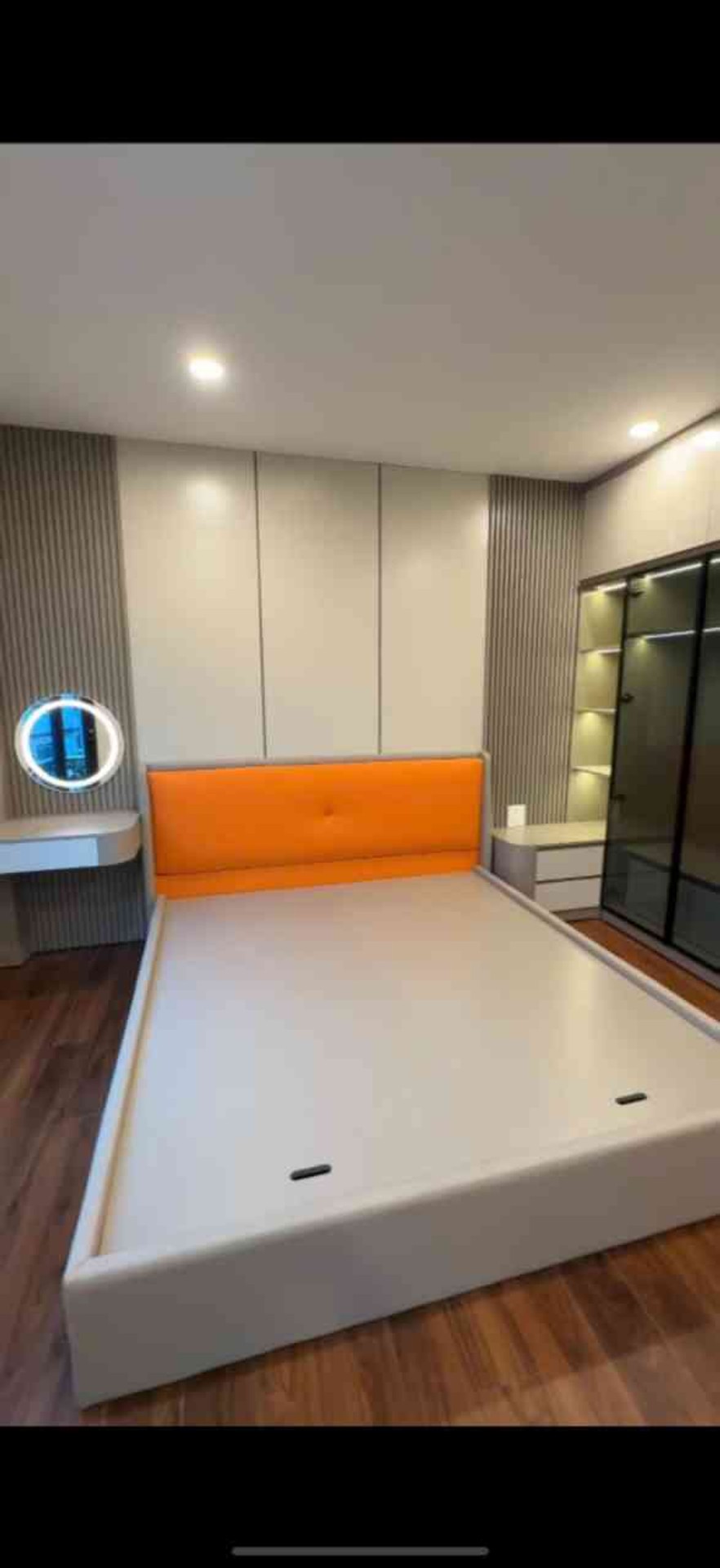Bán nhà Đông Thiên - diện tích 31m2 6 tầng - Thang máy - giá 13,5 tỷ