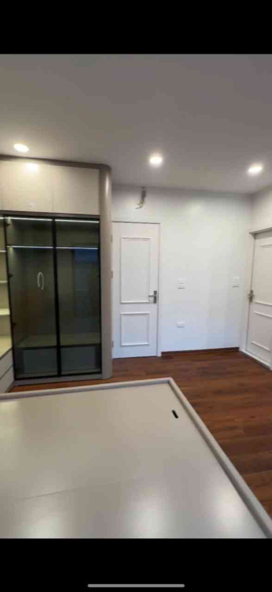Bán nhà Đông Thiên - diện tích 31m2 6 tầng - Thang máy - giá 13,5 tỷ