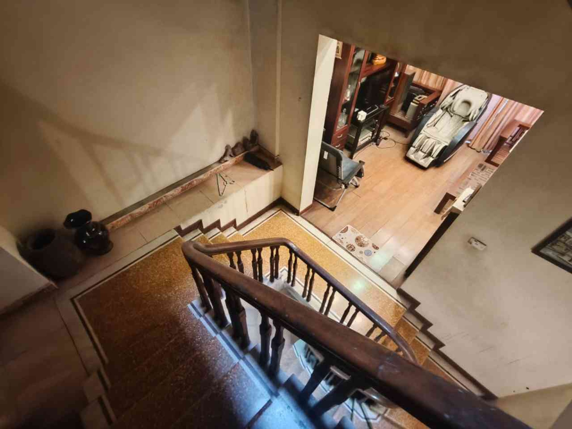 Bán nhà Đống Đa - diện tích 70m2 5 tầng - Nhà đẹp hiếm có - giá 13,5 tỷ