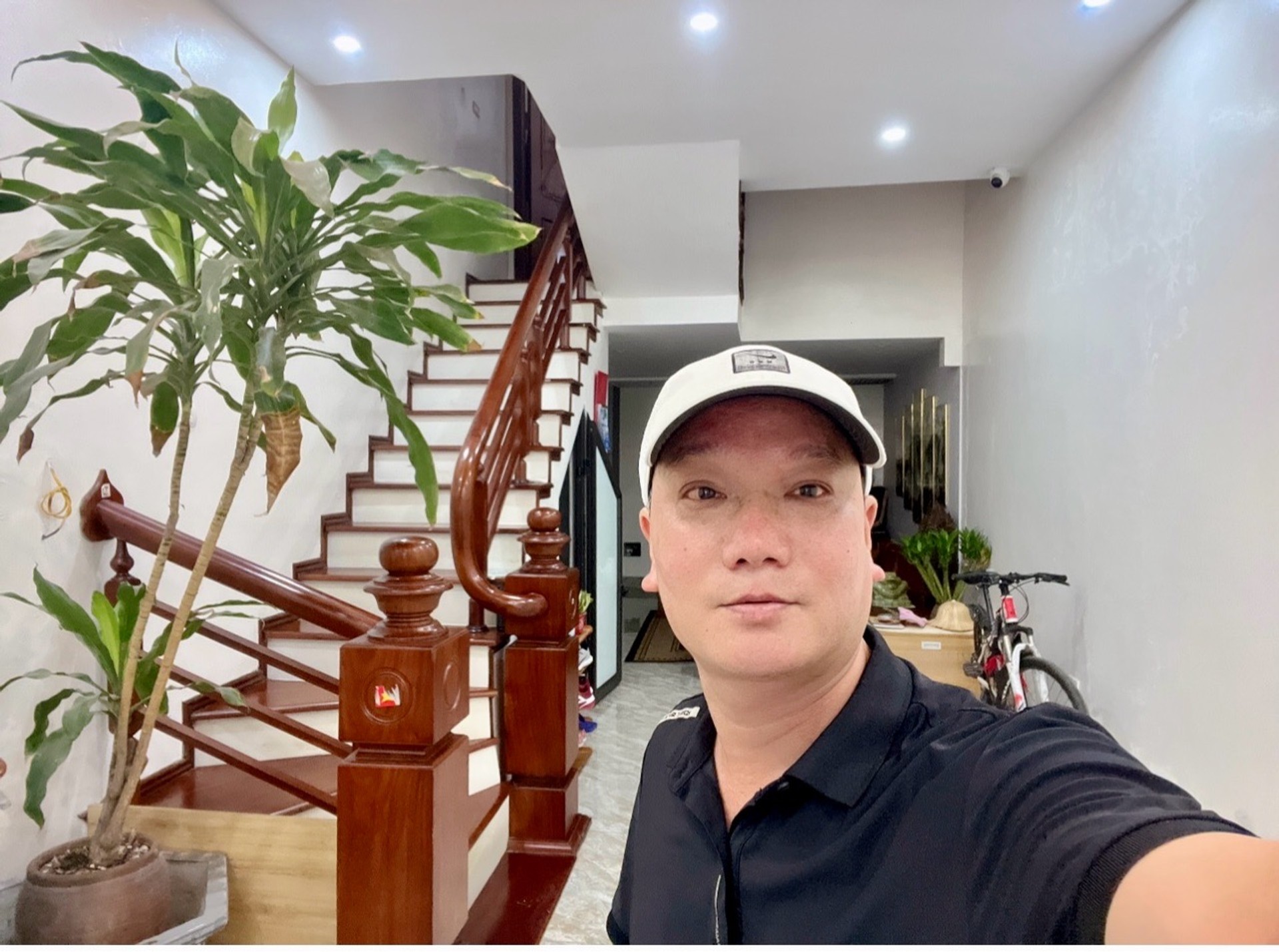 Bán nhà Đầm Hồng - diện tích 58m2 4 tầng - ô tô đỗ cửa - giá 7,8 tỷ