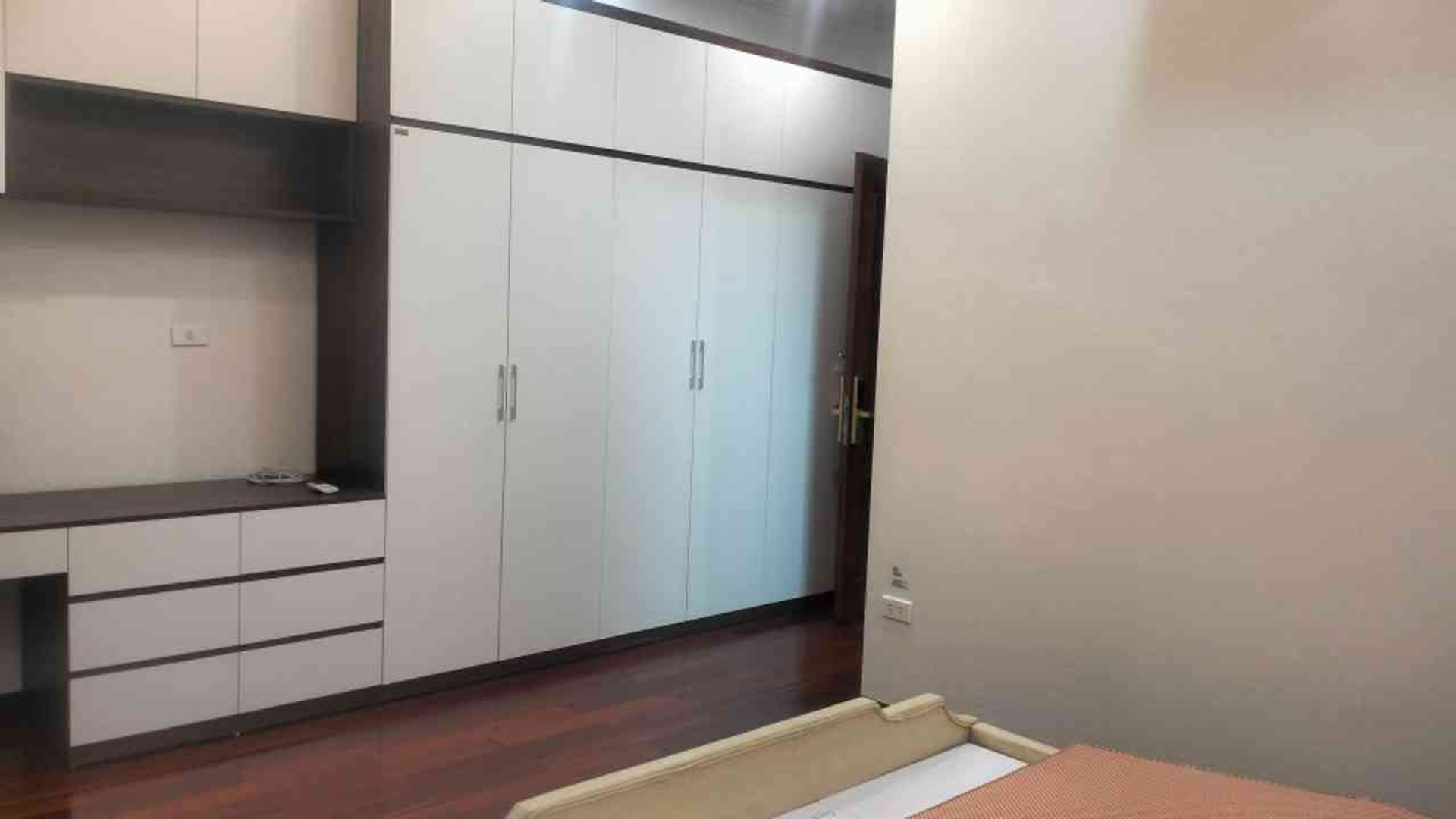 Bán nhà Louis VII - diện tích 94m2 5 tầng - Nhà cực đẹp - giá 32 tỷ
