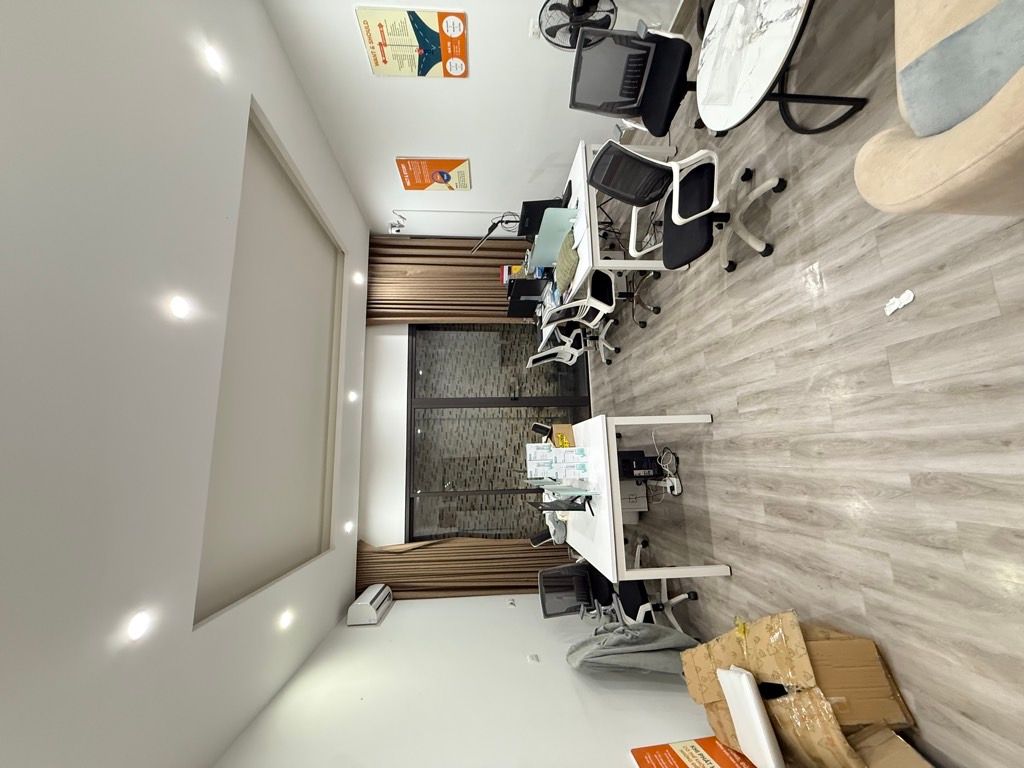 Bán nhà Yên Xá - diện tích 99.1m2 5 tầng - Nhà vườn siêu đẹp hiếm có - giá 38 tỷ