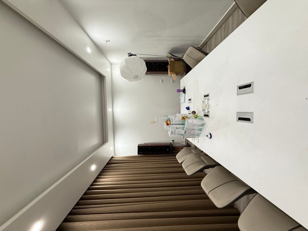 Bán nhà Yên Xá - diện tích 99.1m2 5 tầng - Nhà vườn siêu đẹp hiếm có - giá 38 tỷ