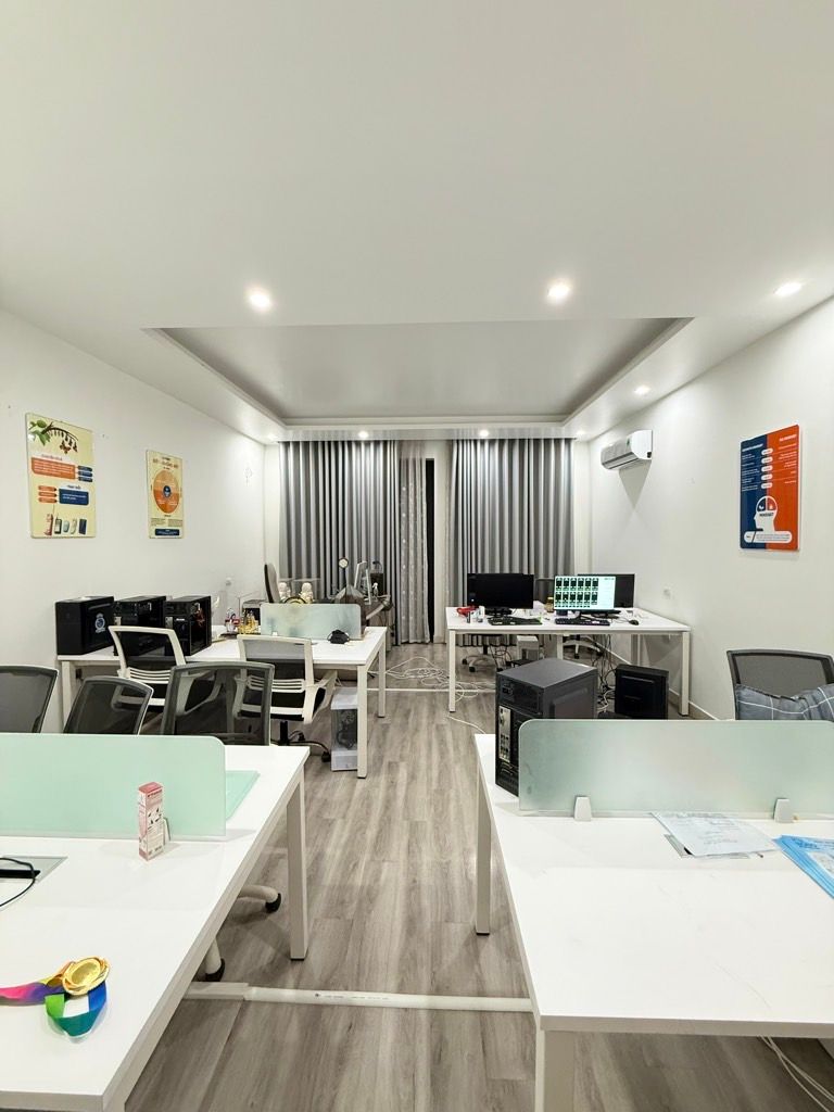 Bán nhà Yên Xá - diện tích 99.1m2 5 tầng - Nhà vườn siêu đẹp hiếm có - giá 38 tỷ