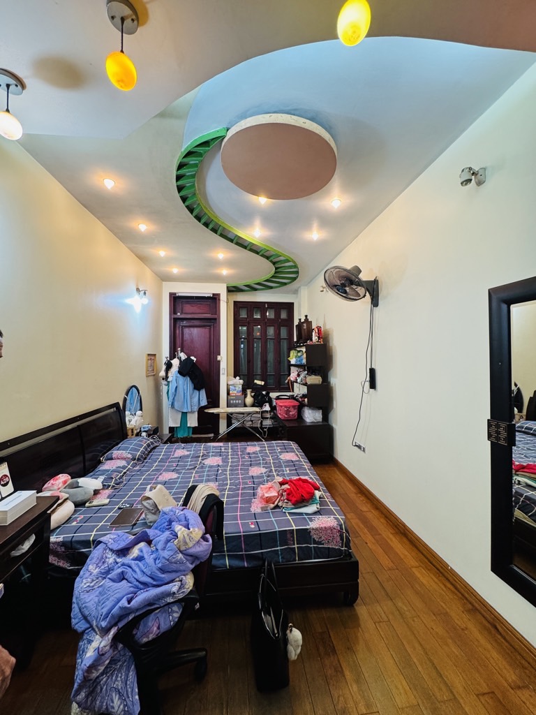 Bán nhà Lê Thanh Nghị - diện tích 28m2 5 tầng - Nhà đẹp hiếm có - giá 9,4 tỷ