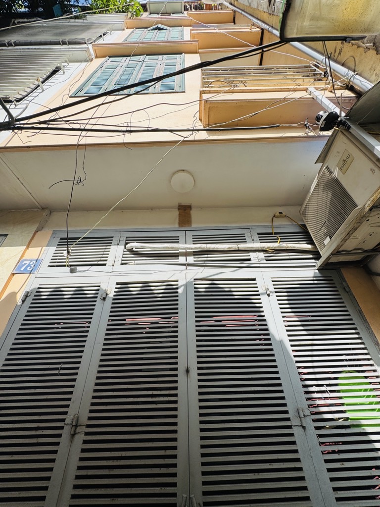 Bán nhà Lê Thanh Nghị - diện tích 28m2 5 tầng - Nhà đẹp hiếm có - giá 9,4 tỷ