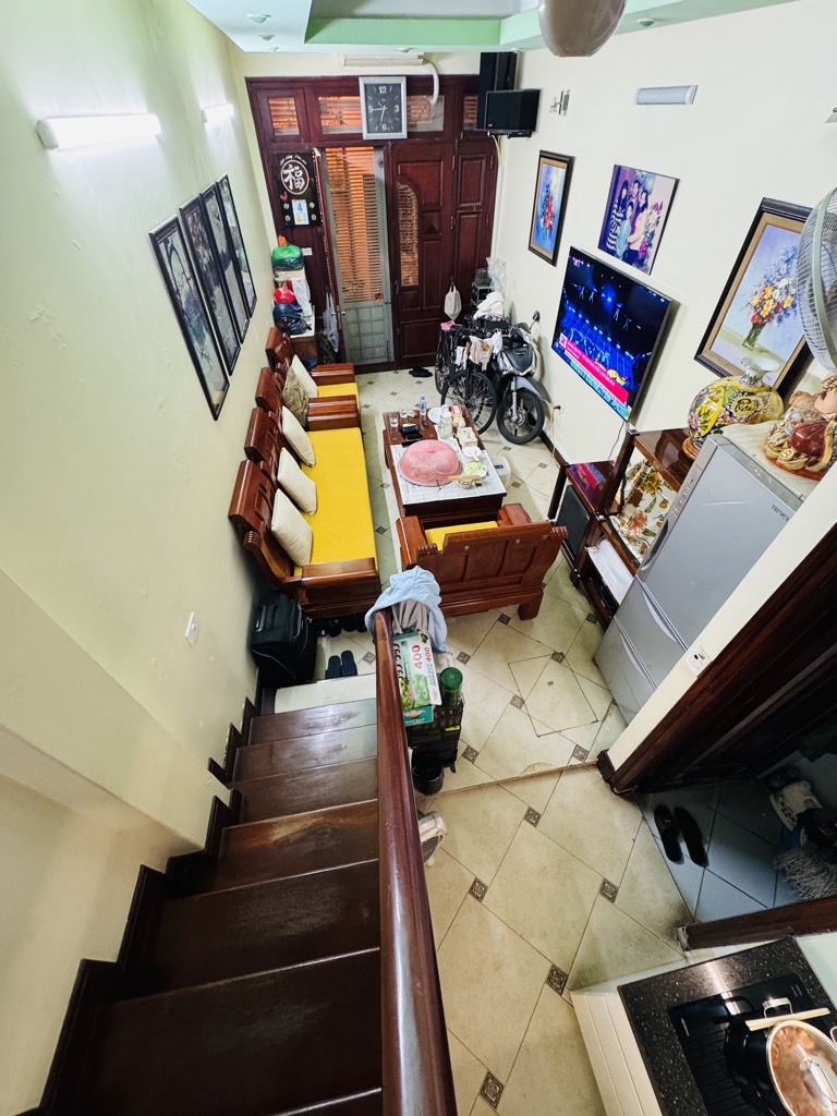 Bán nhà Lê Thanh Nghị - diện tích 28m2 5 tầng - Nhà đẹp hiếm có - giá 9,4 tỷ