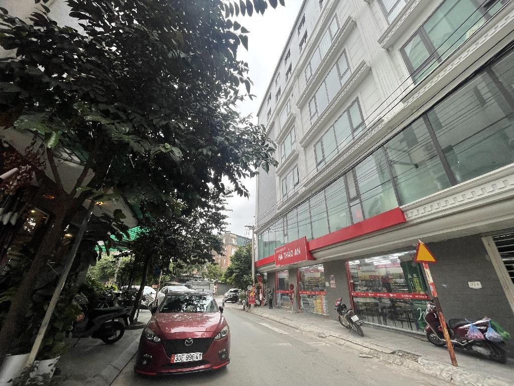 Bán nhà Yên Xá - diện tích 100m2 7 tầng - Lô góc, mặt tiền khủng - giá 25 tỷ