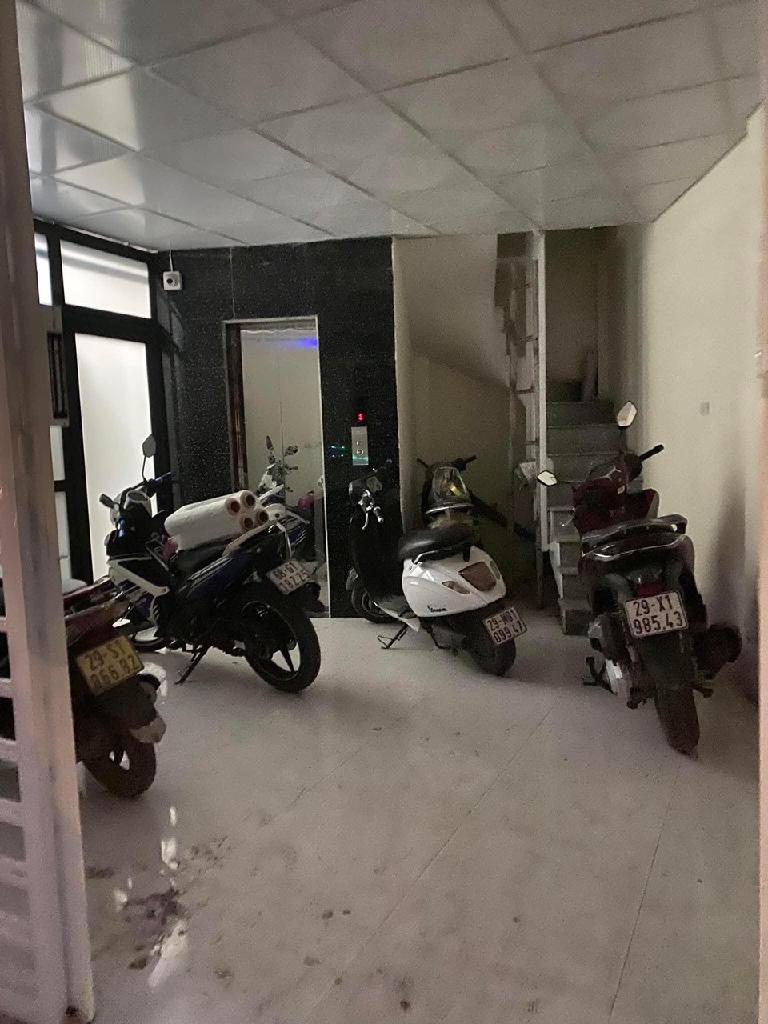 Bán nhà Yên Xá - diện tích 100m2 7 tầng - Lô góc, mặt tiền khủng - giá 25 tỷ