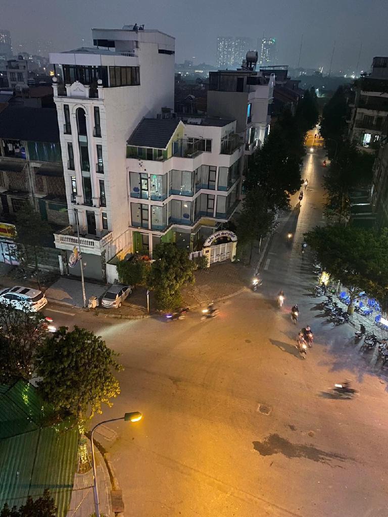 Bán nhà Yên Xá - diện tích 100m2 7 tầng - Lô góc, mặt tiền khủng - giá 25 tỷ