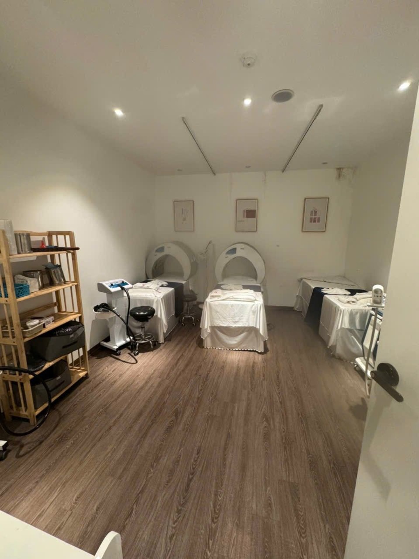 Bán nhà Thái Thịnh - diện tích 106.7m2 7 tầng - Lô góc 2 mặt thoáng - giá 80 tỷ