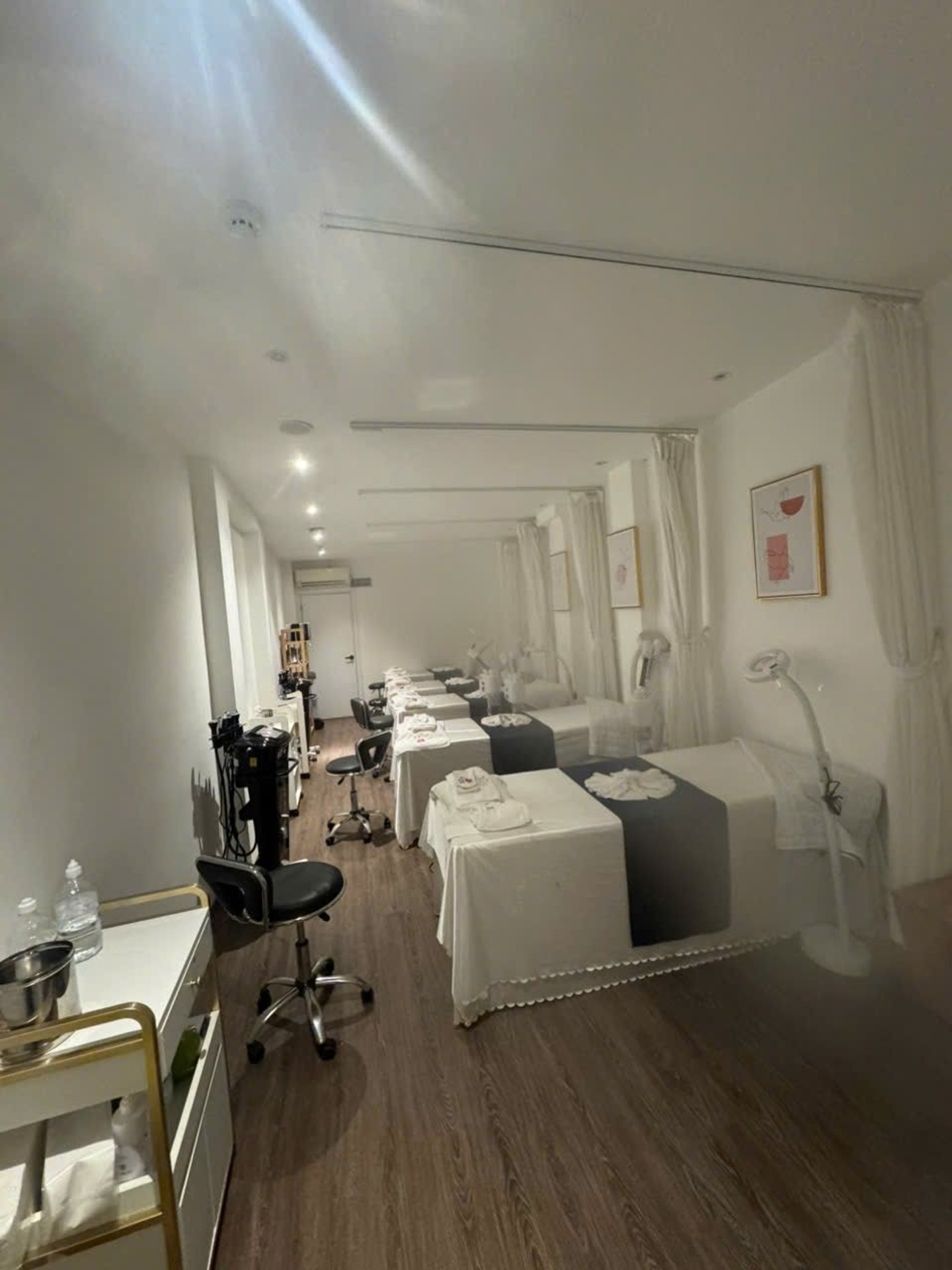 Bán nhà Thái Thịnh - diện tích 106.7m2 7 tầng - Lô góc 2 mặt thoáng - giá 80 tỷ