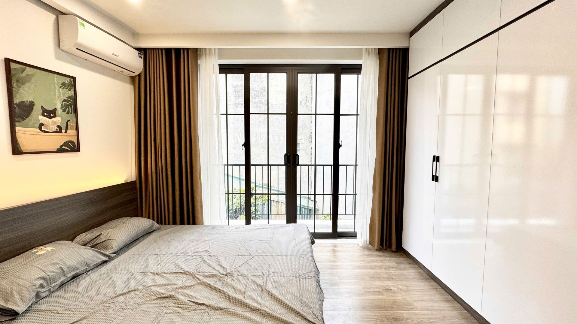 Bán nhà Ngõ Quỳnh - diện tích 68m2 7 tầng - Đẹp sang xịn mịn - giá 21,9 tỷ