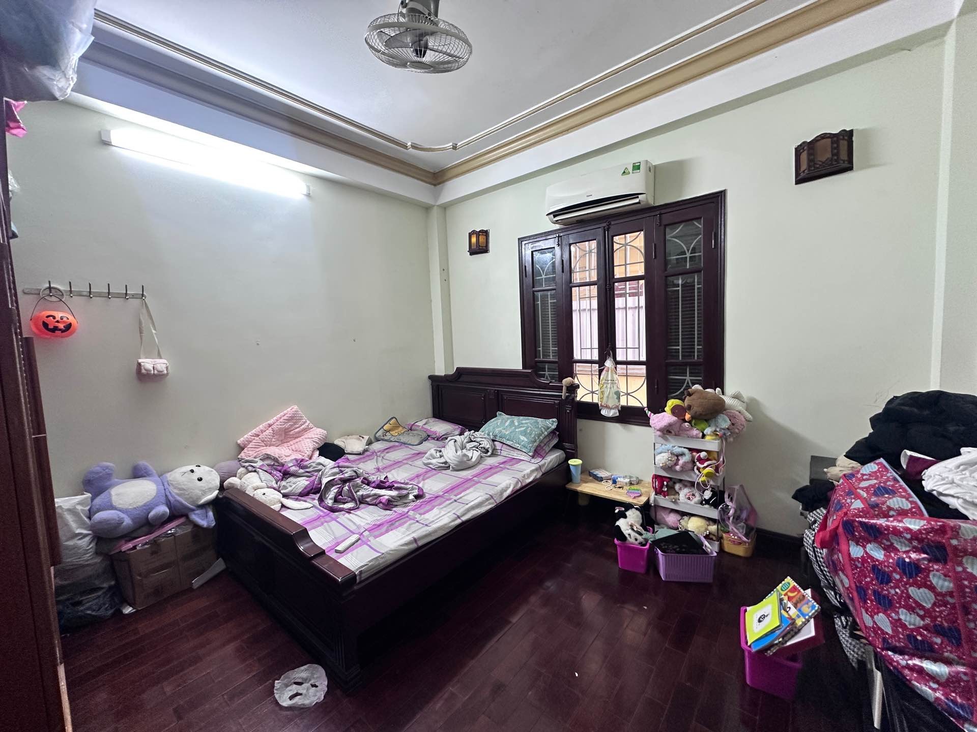 Bán nhà Kim Ngưu - diện tích 60m2 5 tầng - Nhà dân xây, 2 mặt thoáng - giá 16 tỷ