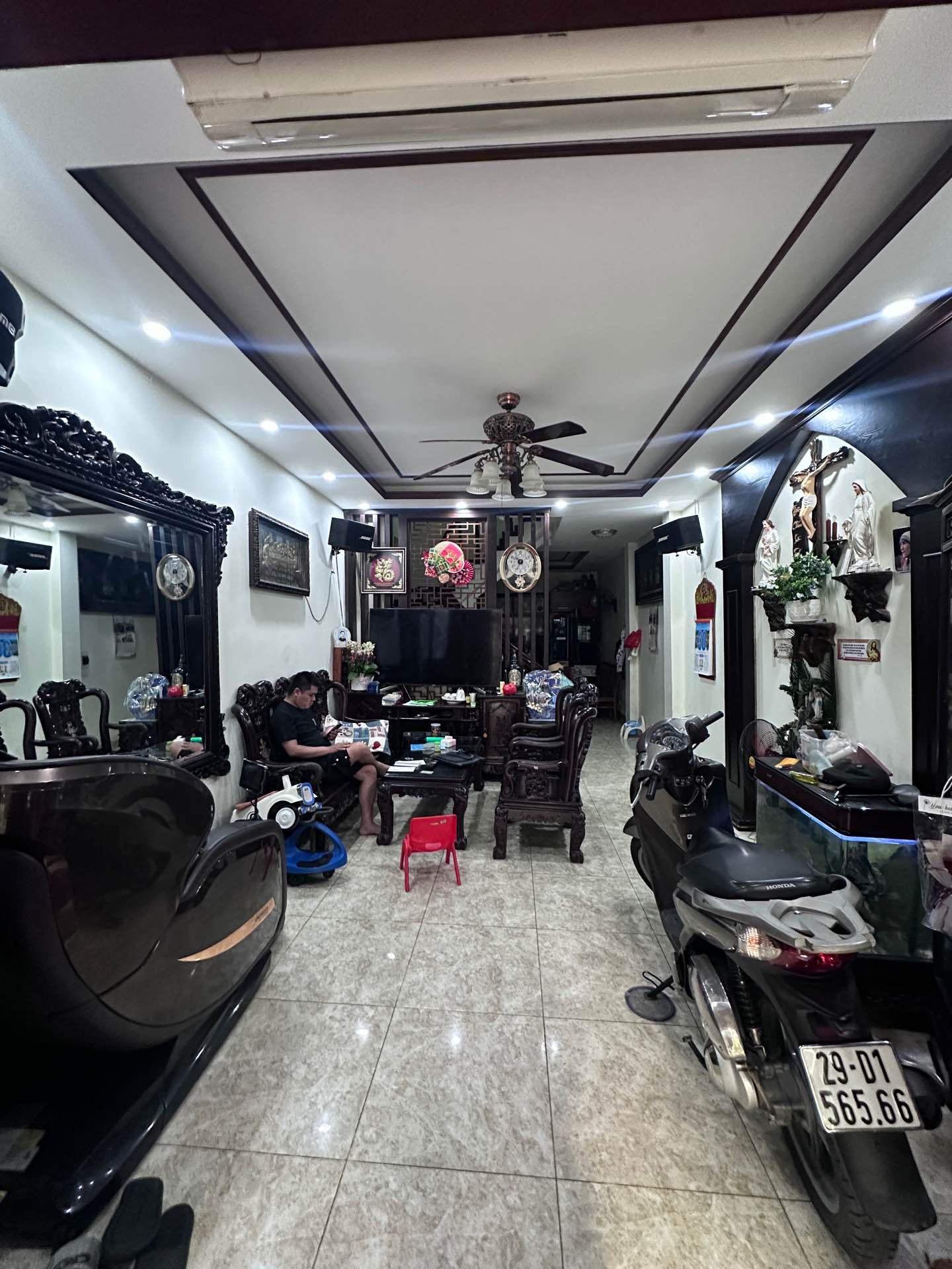 Bán nhà Kim Ngưu - diện tích 60m2 5 tầng - Nhà dân xây, 2 mặt thoáng - giá 16 tỷ