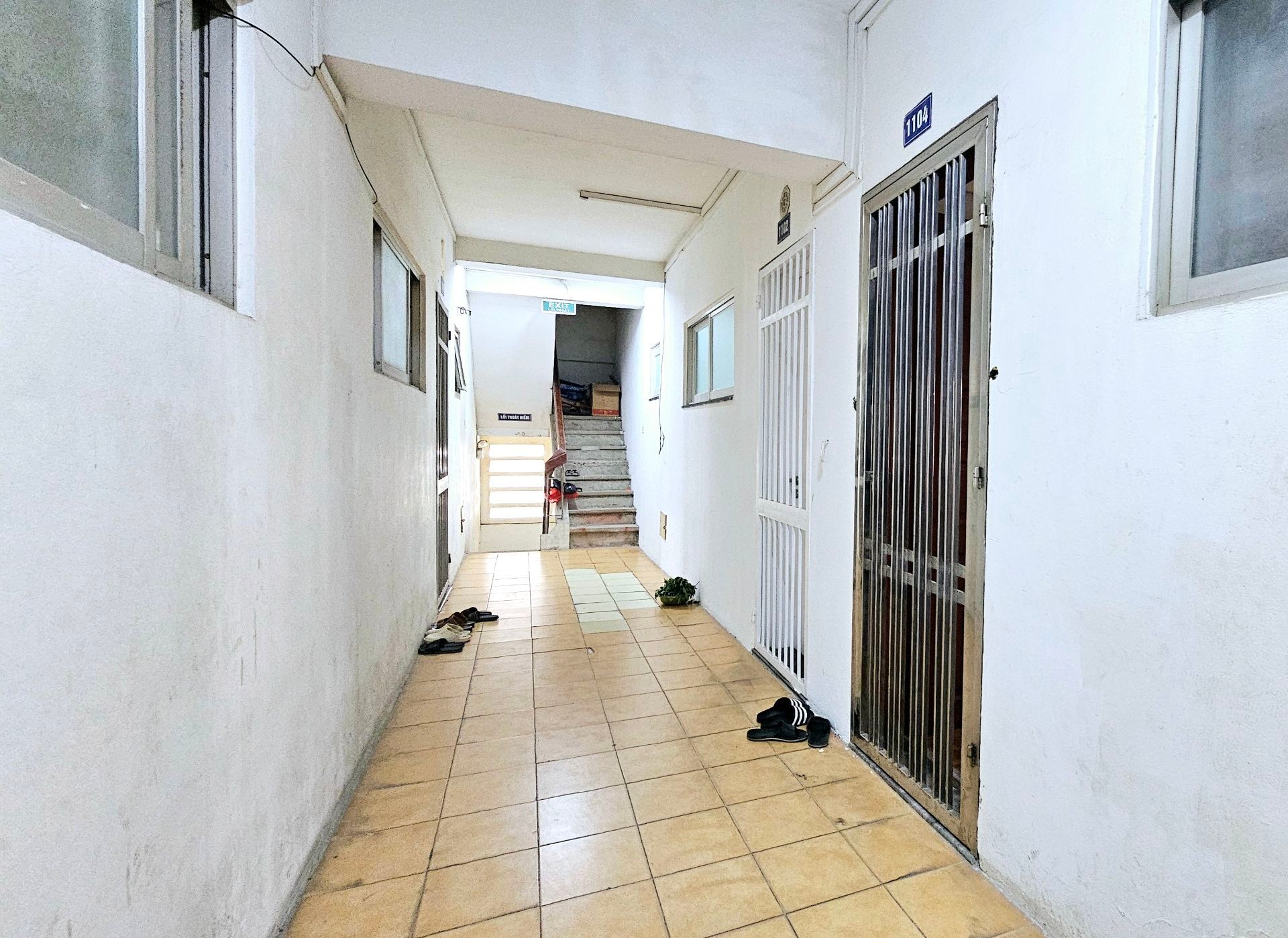 Bán nhà Hoàng Mai - diện tích 73m2 11 tầng - Căn hộ view công viên - giá 5,5 tỷ