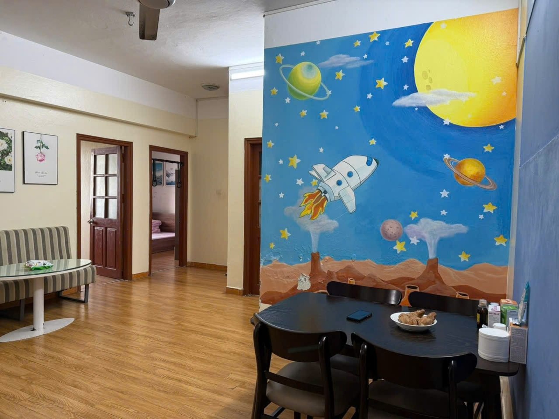 Bán nhà Hoàng Mai - diện tích 73m2 11 tầng - Căn hộ view công viên - giá 5,5 tỷ