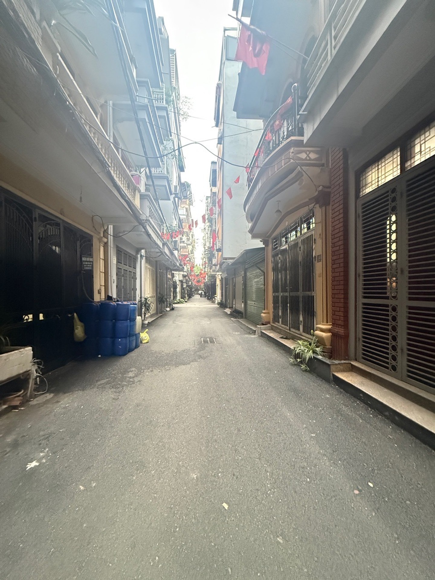Bán nhà Dương Văn Bé - diện tích 40m2 5 tầng - Ô tô tránh - giá 11,5 tỷ