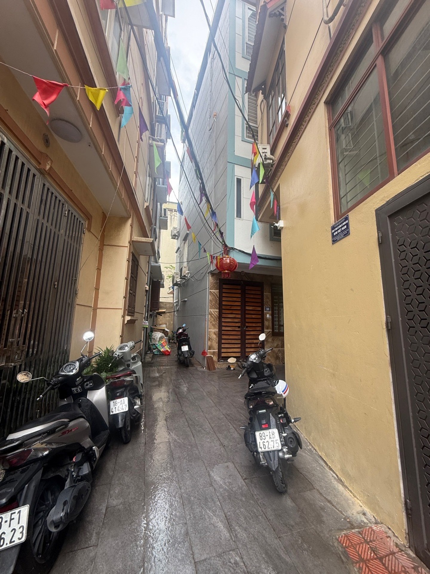 Bán nhà Hoàng Liệt - diện tích 32m2 4 tầng - Ô tô đỗ gần - giá 9,2 tỷ