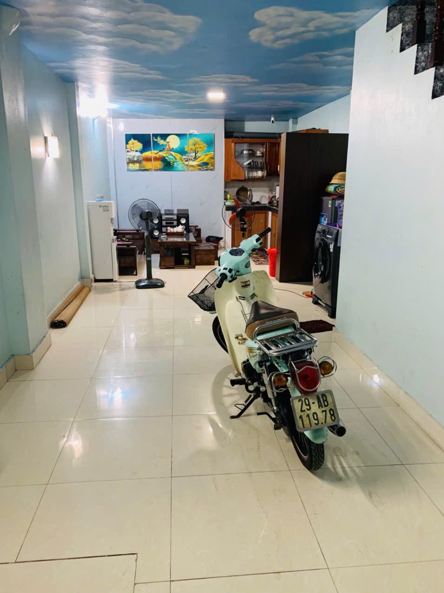 Bán nhà Thúy Lĩnh - diện tích 42m2 3 tầng - Ngõ ô tô tránh - giá 8,3 tỷ