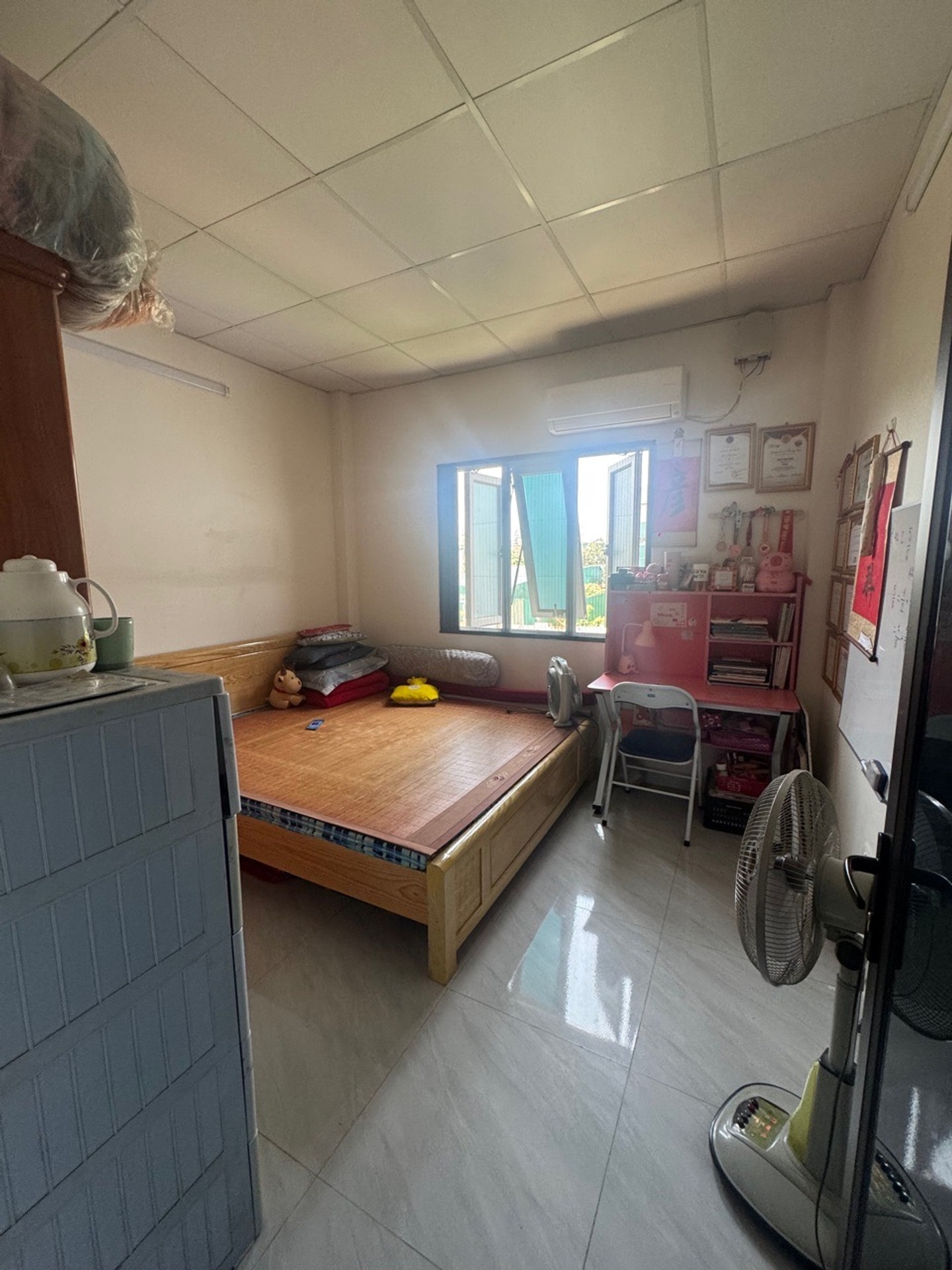 Bán nhà Định Công Thượng - diện tích 43m2 2 tầng - Lô góc - giá 3,28 tỷ