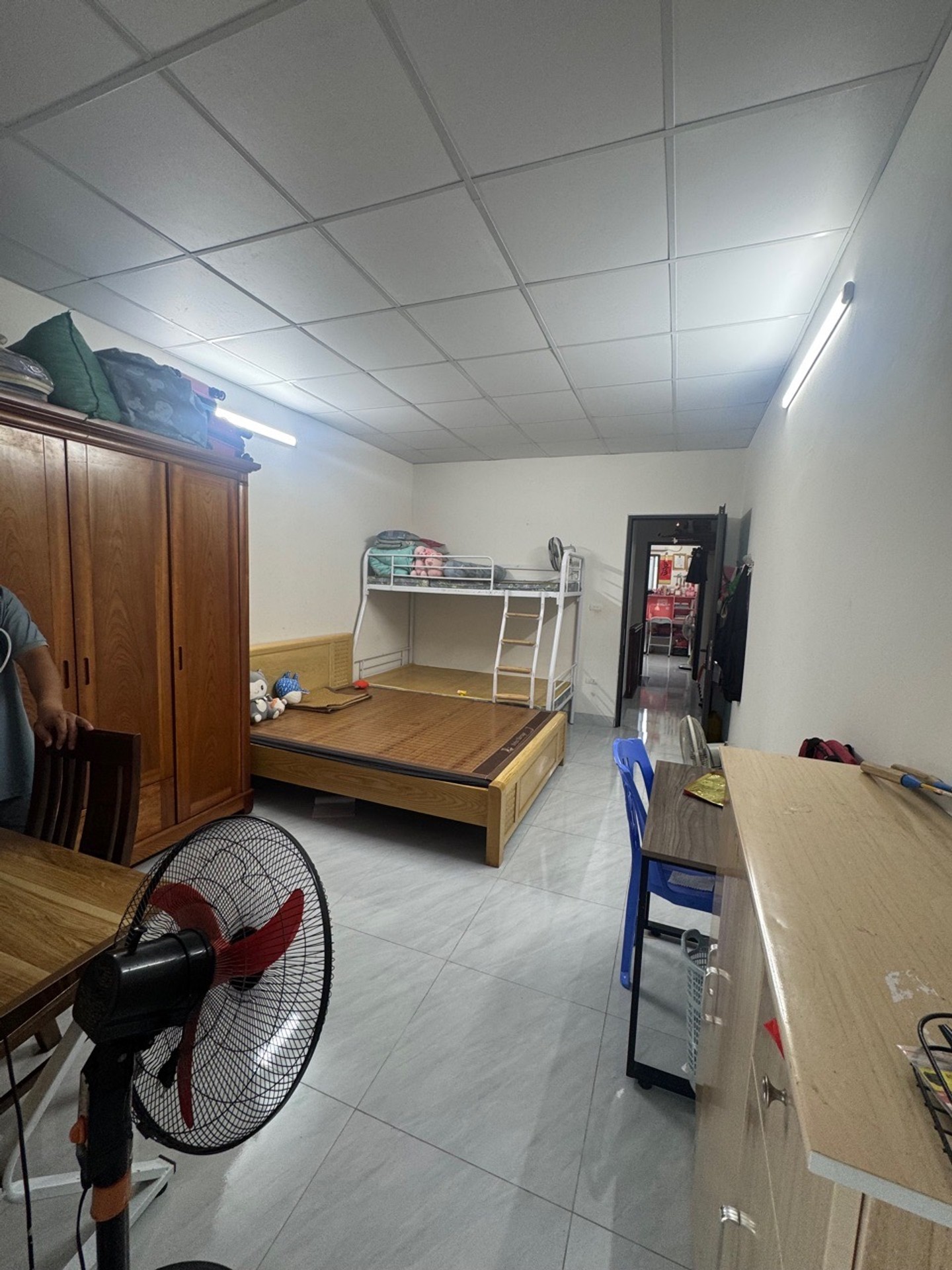 Bán nhà Định Công Thượng - diện tích 43m2 2 tầng - Lô góc - giá 3,28 tỷ