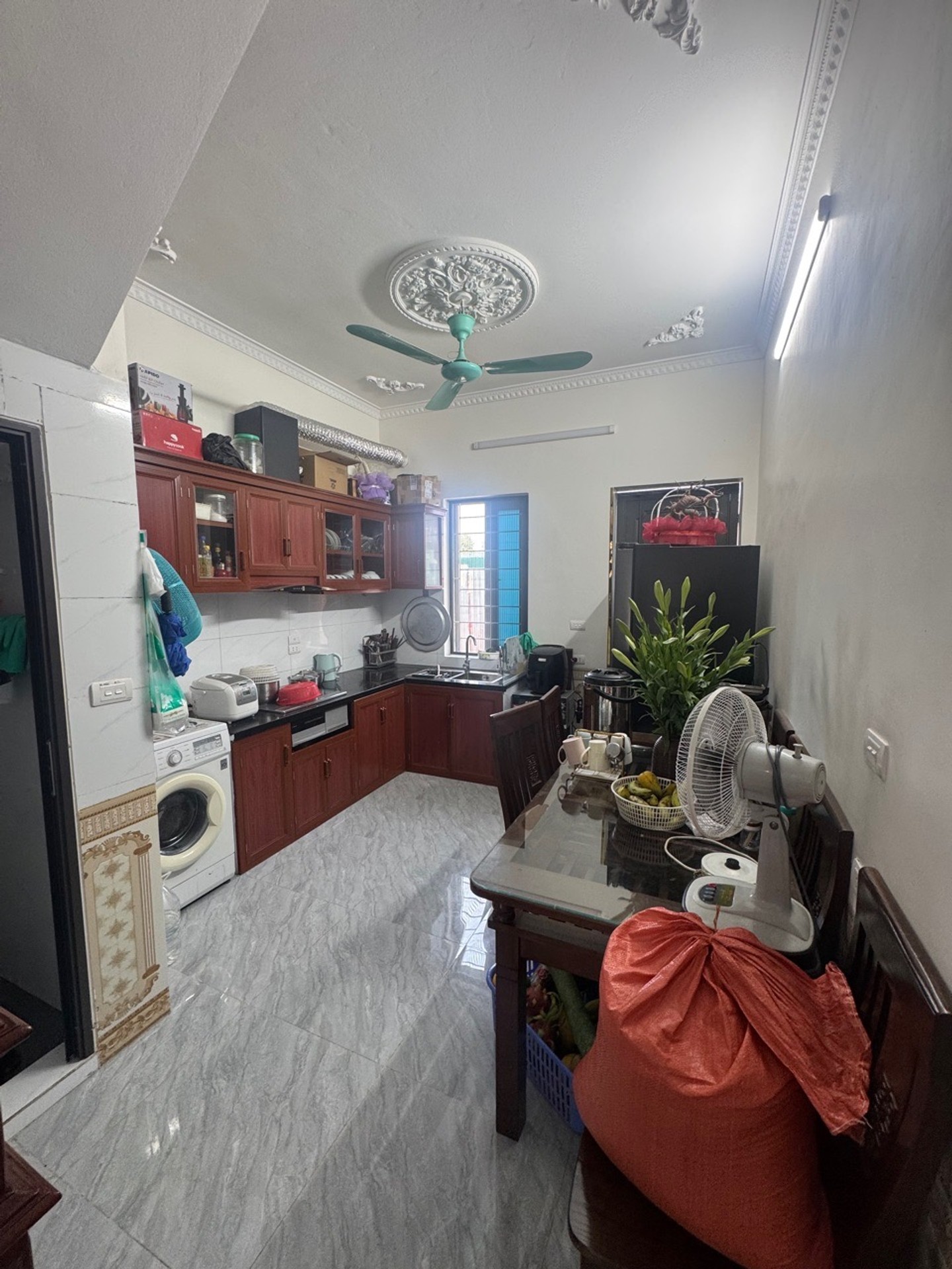 Bán nhà Định Công Thượng - diện tích 43m2 2 tầng - Lô góc - giá 3,28 tỷ