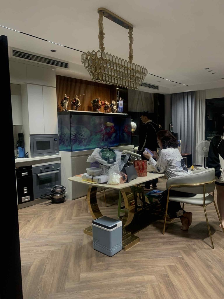 Bán nhà Trần Khát Chân - diện tích 57m2 7 tầng - Cực phẩm, kinh doanh sầm uất - giá 42,5 tỷ