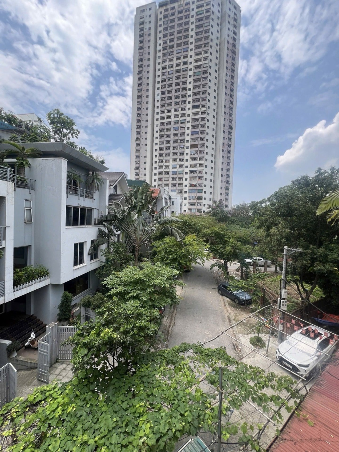 Bán nhà Hoàng Liệt - diện tích 91m2 3 tầng - Ô tô tránh - giá 20,6 tỷ