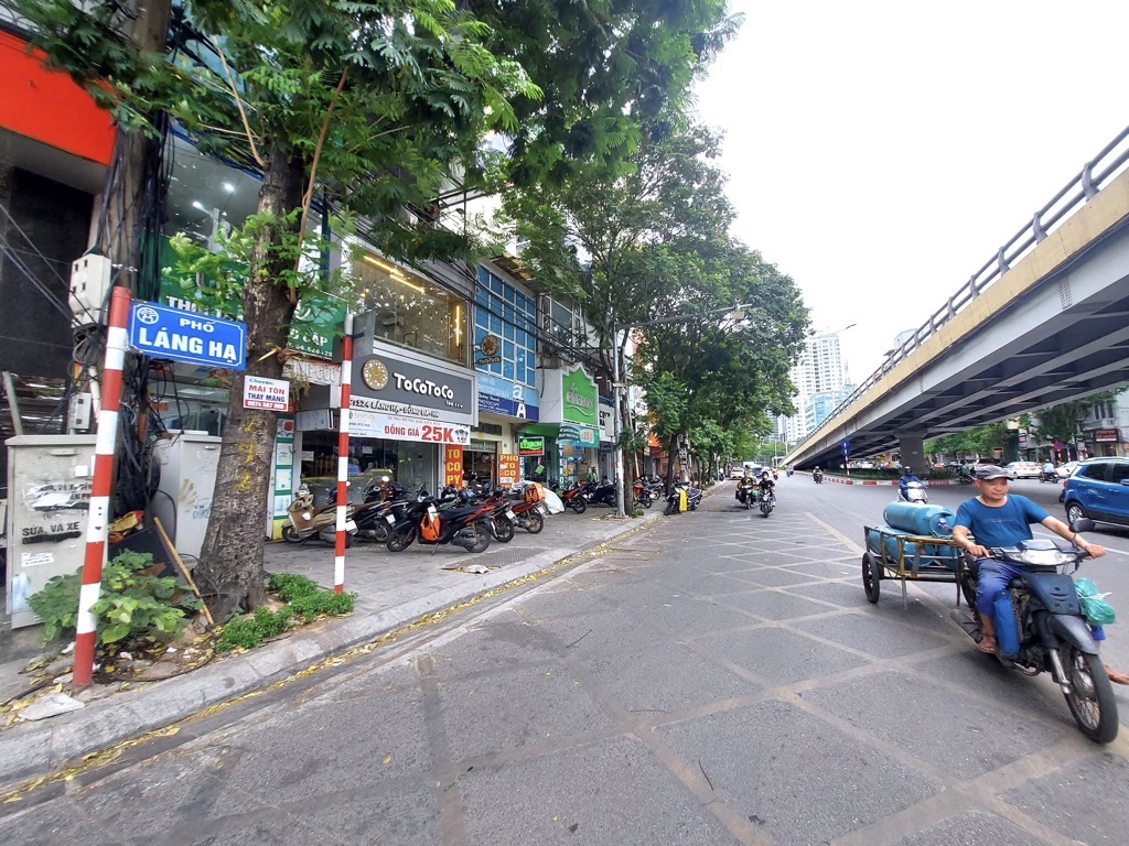 Bán nhà Láng Hạ - diện tích 46m2 3 tầng - Đang cập nhật - giá 36,5 tỷ