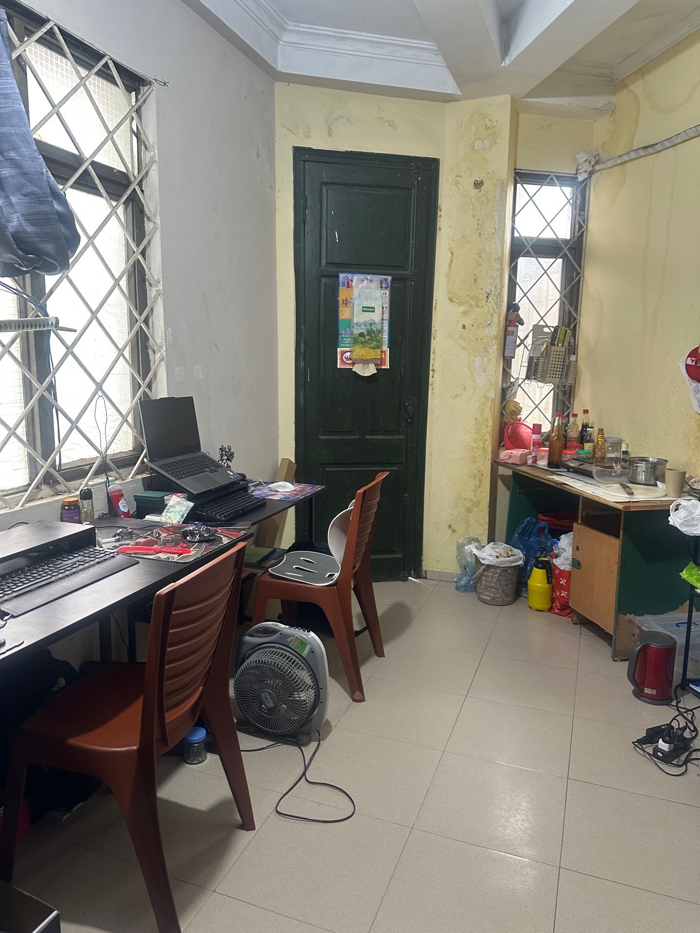 Bán nhà Đại La - diện tích 37m2 4 tầng - Nhà cũ cho thuê 20 triệu/tháng - giá 9,5 tỷ