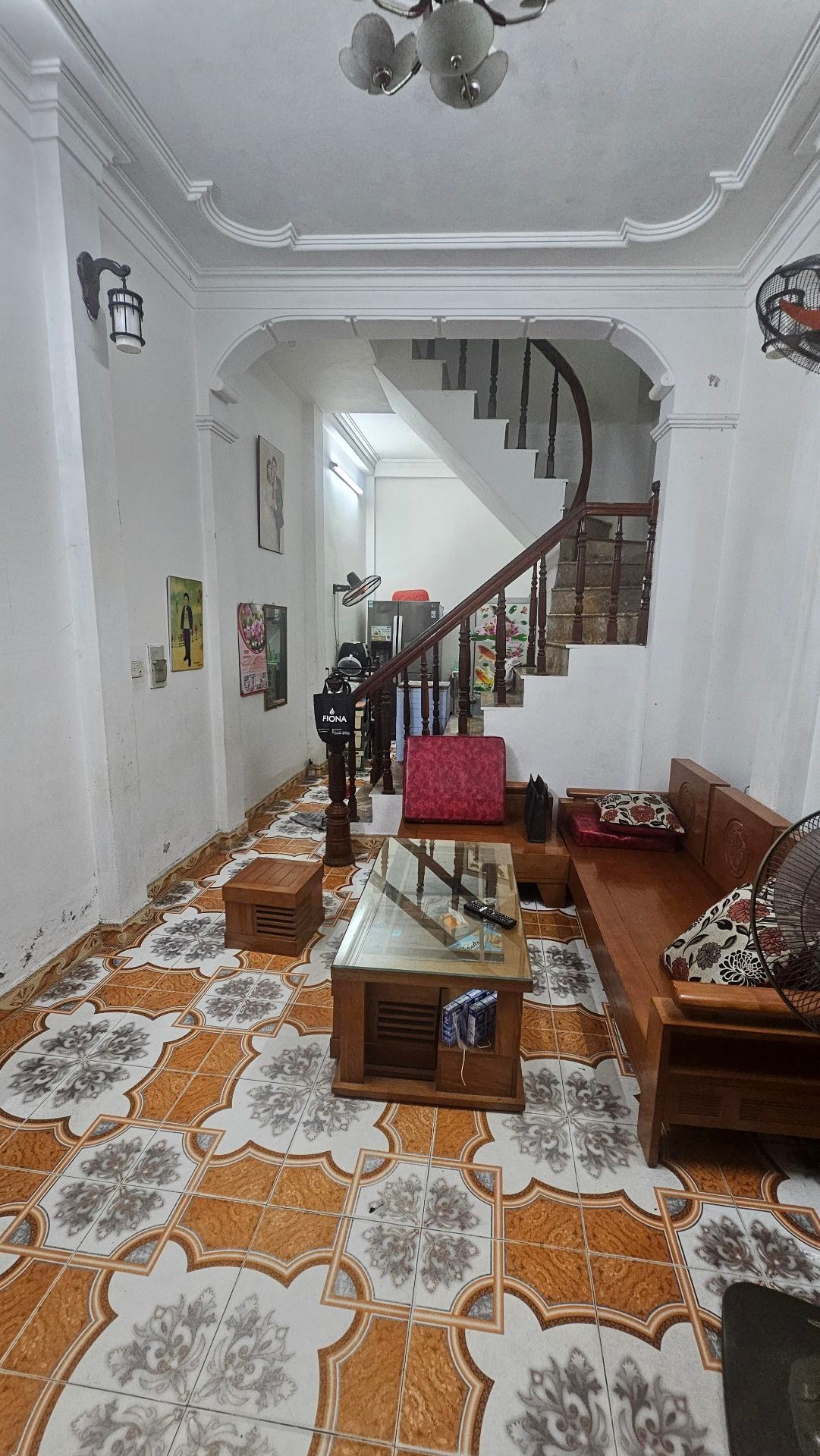 Bán nhà Tân Mai - diện tích 43m2 3 tầng - Ba gác đỗ tận cửa - giá 8,38 tỷ
