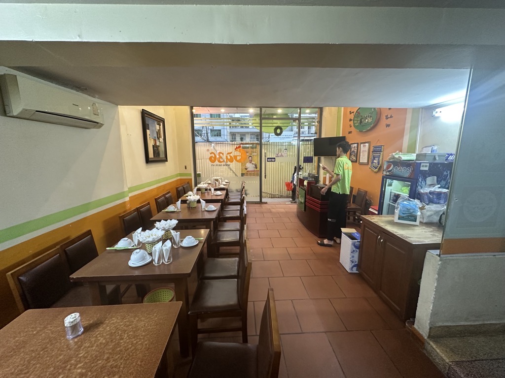 Bán nhà Trần Hưng Đạo - diện tích 49m2 4 tầng - Lô góc 2 mặt thoáng - giá 49,5 tỷ