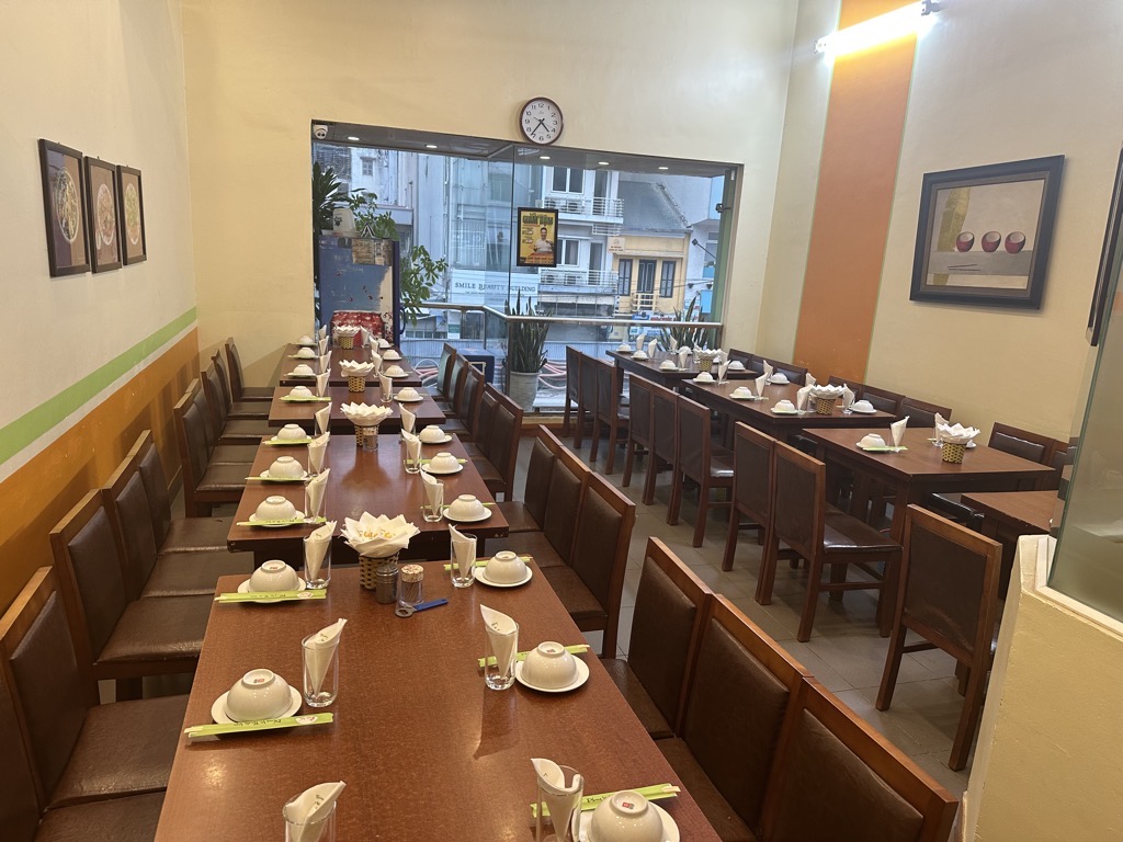 Bán nhà Trần Hưng Đạo - diện tích 49m2 4 tầng - Lô góc 2 mặt thoáng - giá 49,5 tỷ