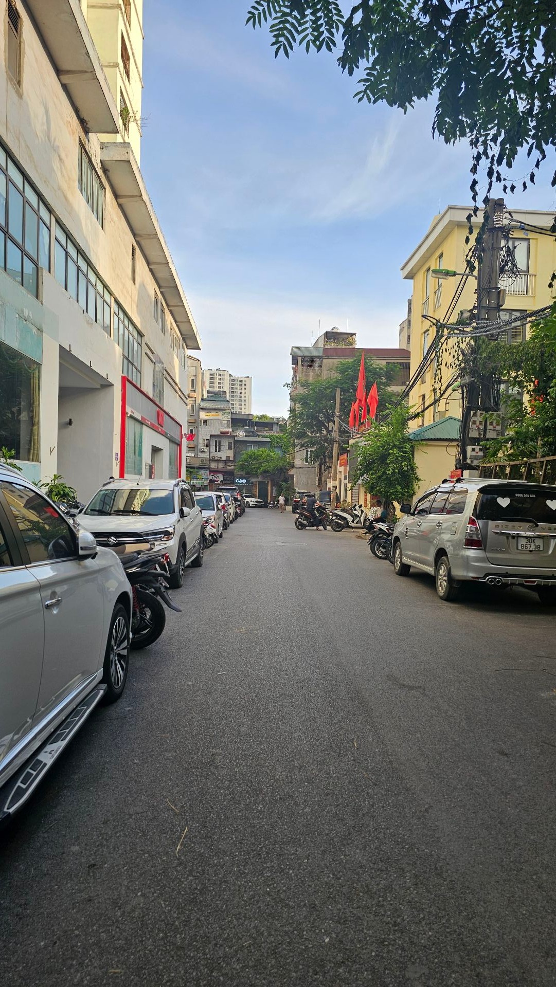 Bán nhà Lạc Trung - diện tích 44m2 5 tầng - Ô TÔ VÀO NHÀ - giá 15,2 tỷ